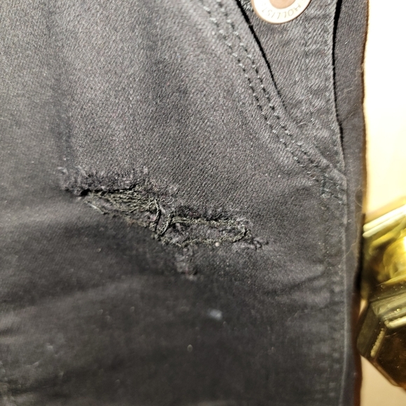Misses sz M Hollister Black denim overall shorts distressed - Picture 4 of 8